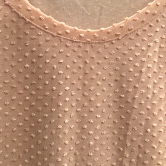 NWOT Apt. 9 peach color tunic w popcorn dots sz large. - Picture 2 of 7